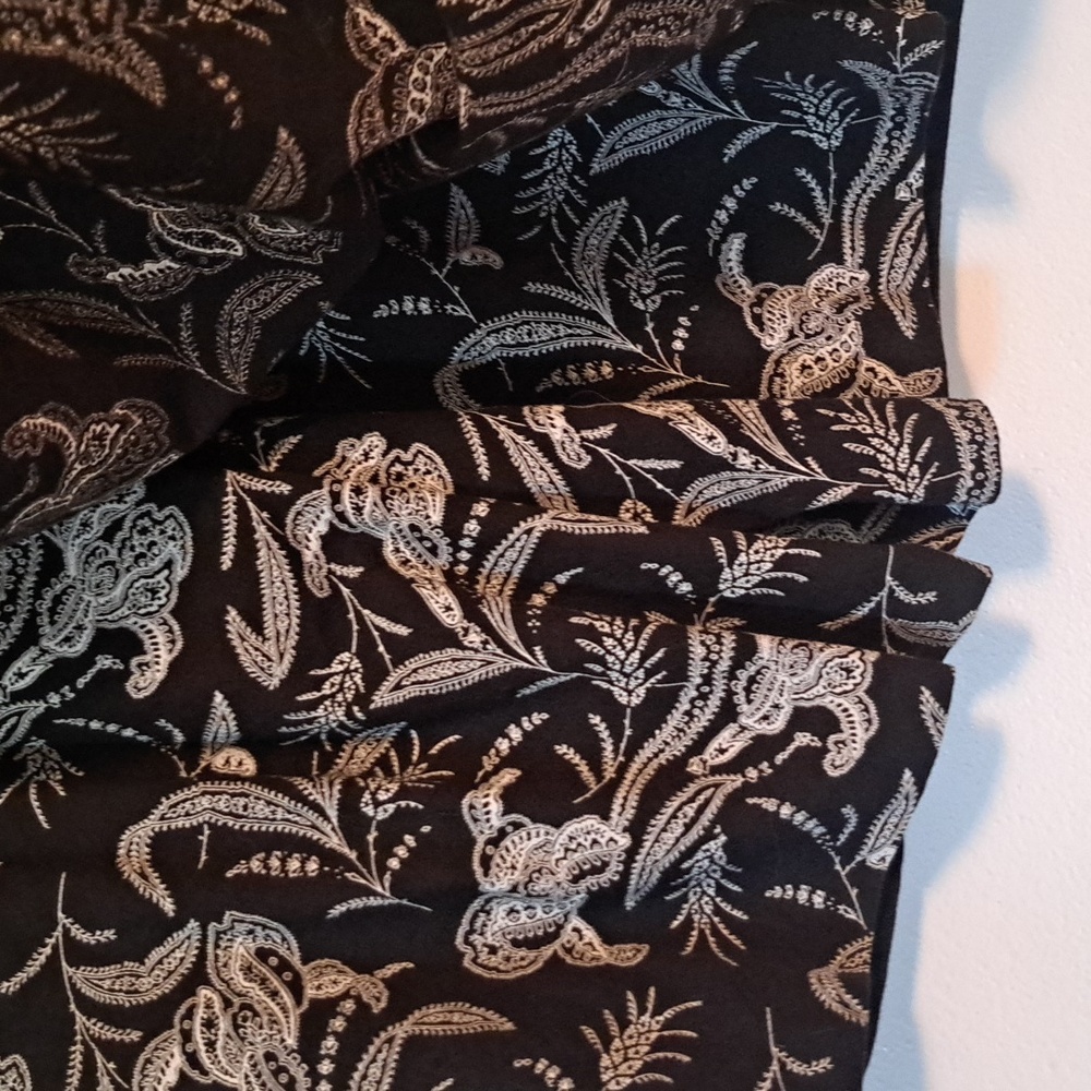 Golf Skirt/Skort Floral Cotton Size 12 Black - Picture 5 of 6